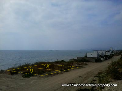 crucita-beachfront-land-for-sale